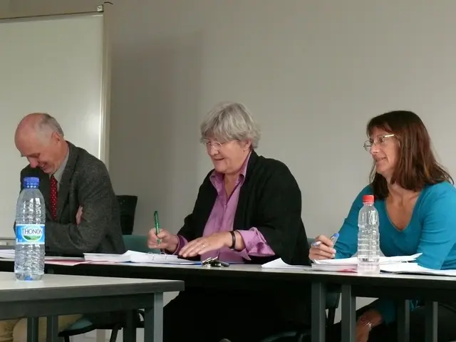 Le circostanze mutevoli del Comitato Bancario del Senato sottolineano le posizioni evolutive di...