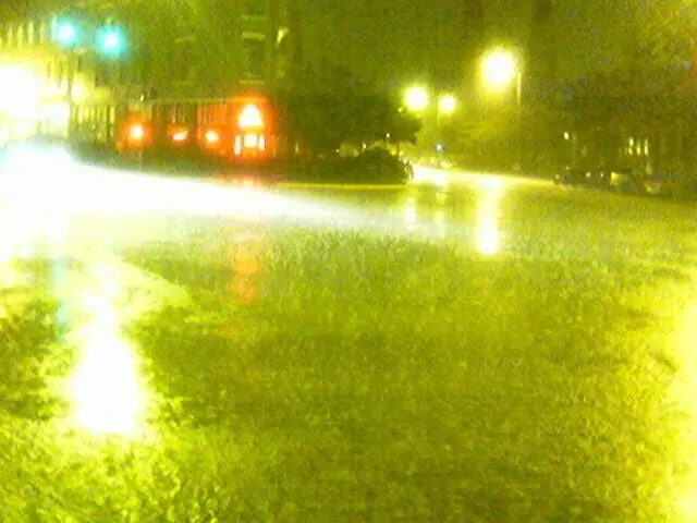 Avviso di allerta inondazioni scaduto per la Nuova York Centrale previsto per le 21:30, annunciato...