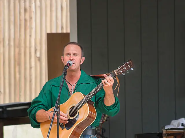 Assunzione di Alcol Non è un Trasgressione Morale - Assertivo Fatto dal Cantante di Gospels Gaise...