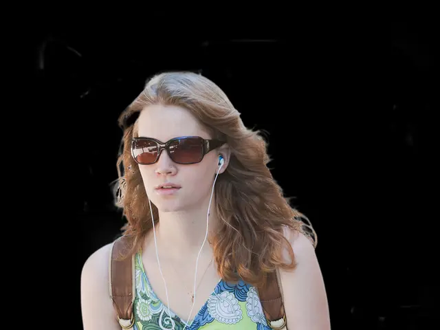 Anna Weiss insegue la luce e la visione nella sua lotta per migliorare il programma contro il...