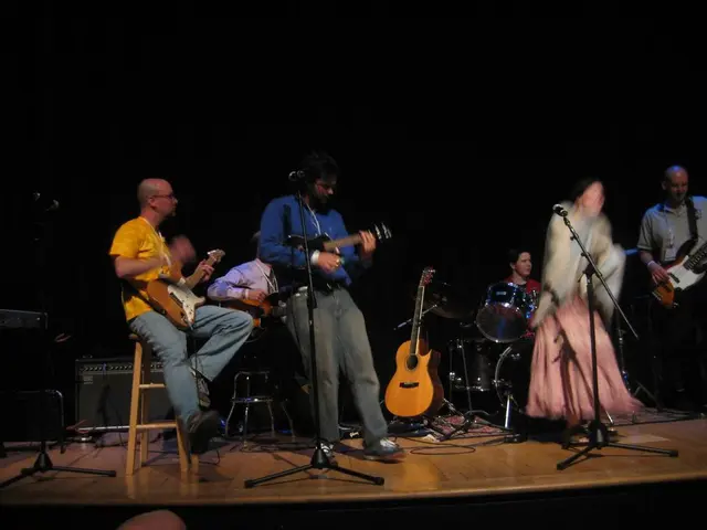 Vivian Campbell precisa che i pettegolezzi sul suo abbandono della banda di Ronnie James Dio sono...