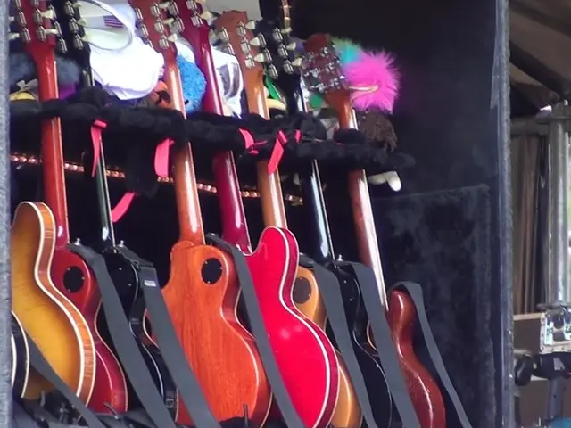 Gibson ripresenta il tanto amato modello Marauder, apprezzato da Adam Jones e Paul Stanley, unendo...