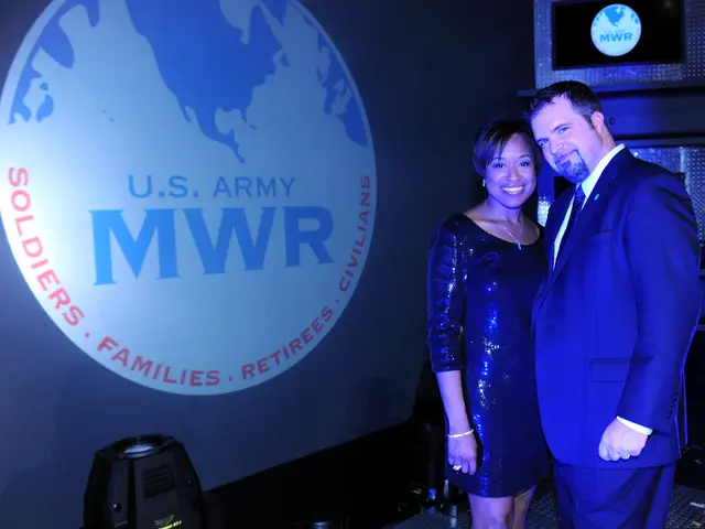 Meghan Markle si riunisce con Victoria Beckham per una festa incentrata sull'amore in mezzo a una...