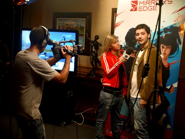 La moglie di Govinda rivela i sentimenti romantici di Raveena Tandon verso l'attore Govinda