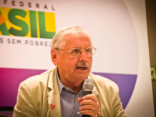 Il tentativo dell'opposizione di convertire un carcere nella residenza del Chief Minister o del...