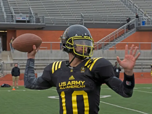 Attore Tom Hiddleston, noto per il suo ruolo in 'Loki,' svela una rivelazione inaspettata