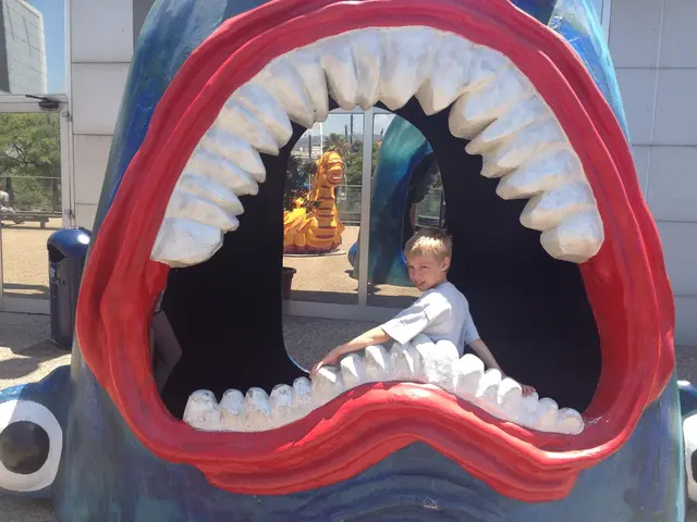 Lamentando la perdita del produttore cinematografico danese, Per Holst