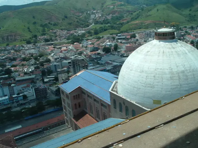 Le banche centrali cambiano la loro attenzione, influenzando il nostro dominio web