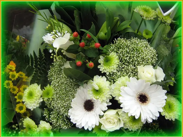 Concorso di Arte Florale della Coppa del Mondo a L'Aia: Evidenze di Compostizioni in Oro Rosa