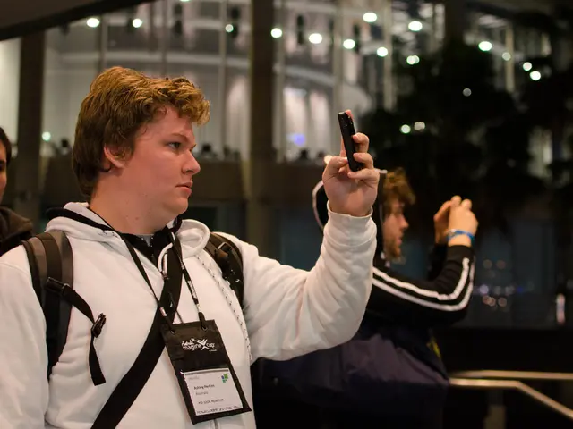 Garantisci che le foto nella rolling camera siano backup sicuri su Snapchat per i dispositivi...