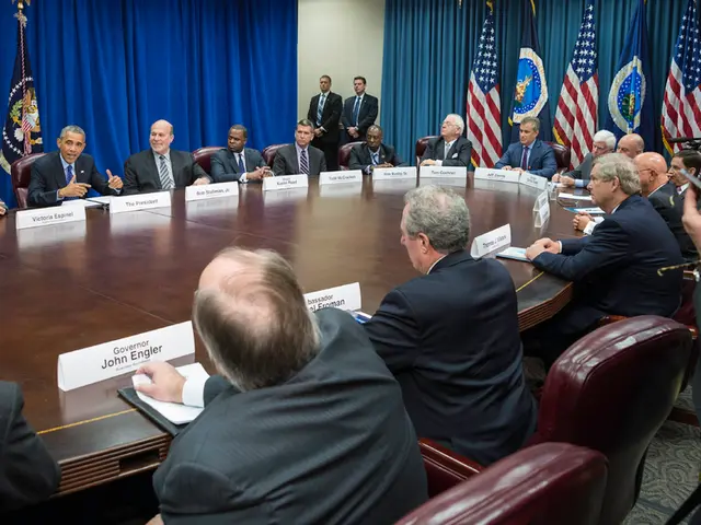 Il partito di destra PVV guida per numero di MPs, ma dimostra un record di assenza scarsa in...