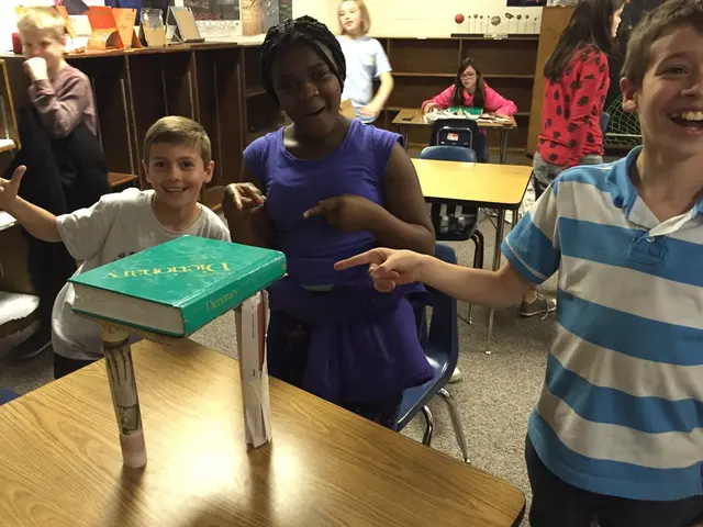 Colombo esprime dubbi sull'assemblea del cast di Harry Potter a causa della transfobia di Rowling,...