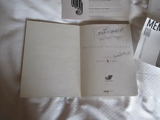 Laureato in Giurisprudenza a Pittsburgh nel 2012 e precedente Responsabile editoriale, identificato...