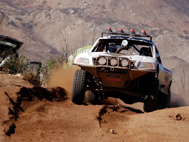 Promuovendo l'idrogeno verde e i biocarburanti, Gadkari promuove queste alternative come una strada...