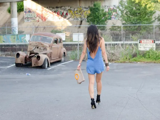 Rissa del Marito in Parcheggio Terminata con la Morte della Moglie Dopo una Litigata con l'ex...