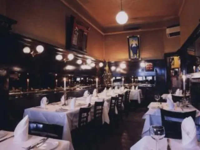 Tesoro Svelato: Il mio negozio di arredamento preferito ha una sezione 'Vintaggio' - Adesso la mia...