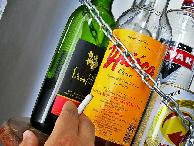 Funzionario statunitense Dariel Fernández emette un avvertimento: Possibile perdita di licenze...