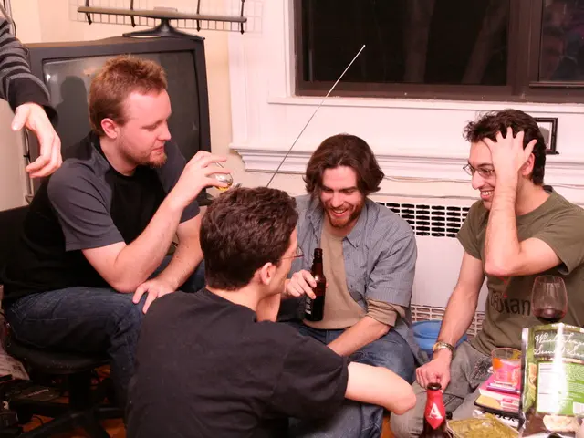 Esibire (o Nascondere) il tuo TV in 10 Stili alla Moda: UNA Guida