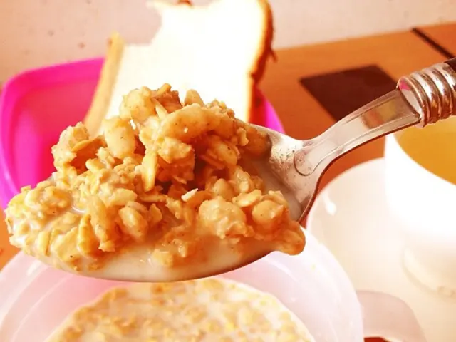 Preparare il tacchino completo per il Ringraziamento in uno spazio ristretto