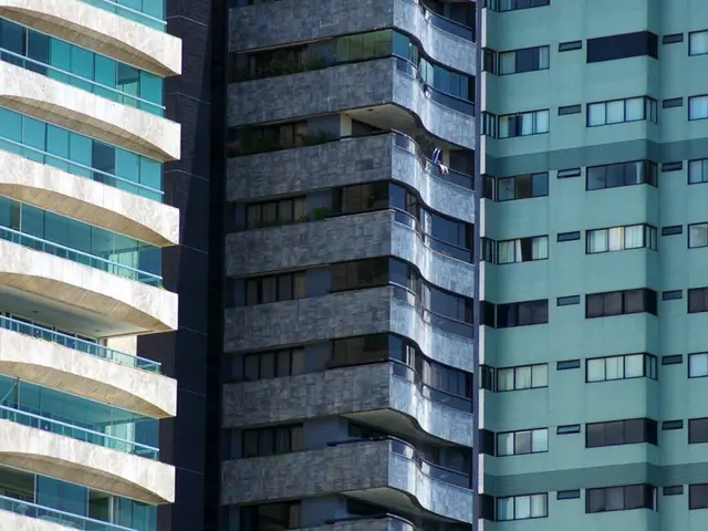 Edifici che impiegano il Design Rigenerativo nella Certificazione LEED: Casistiche di Strutture che...