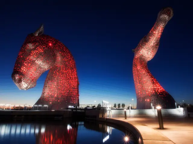 Comunità vivaci della città arricchita dai chioschi di Intershop per interazioni liete