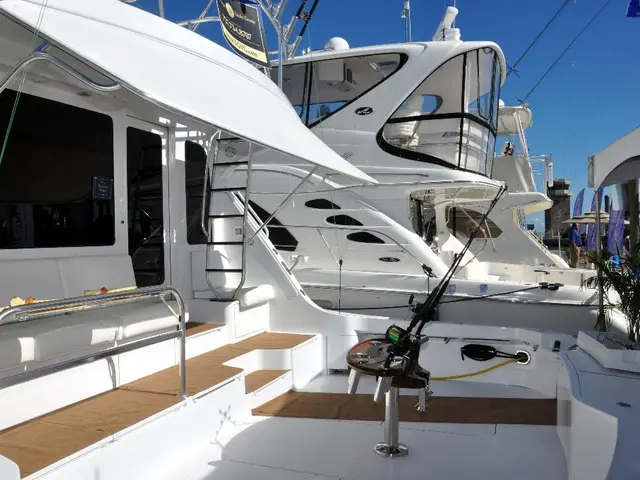 Rifiuti plastici marini da trasformare in tessuto da Camira, presentato all'evento Busworld