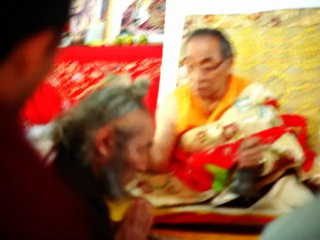 Gli Indiani dovrebbero seguire l'appello di Nariman Justice Rohinton e abbracciare la fratellanza,...