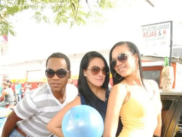 Avanzamento dell'Industria dell'E-Mobility attraverso il Leadership delle Donne: L'impatto sulla...