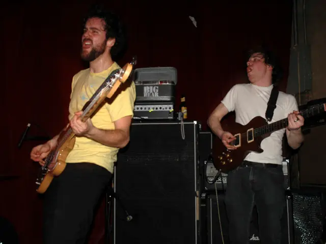 Scontato oltre 100 dollari sulla JBL PartyBox On-The-Go, perfetto per le tue sessioni di karaoke