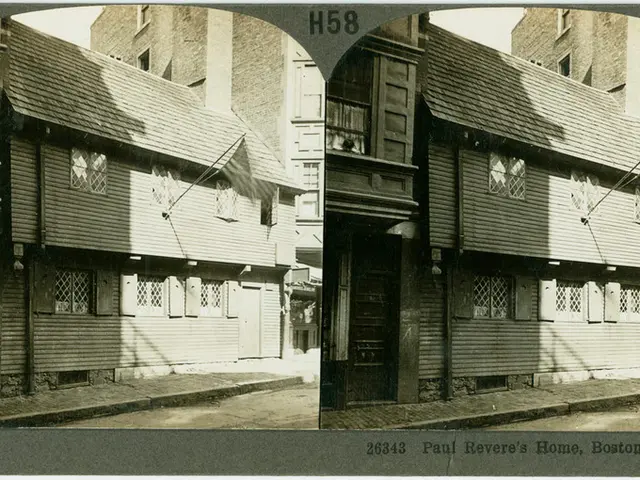 L'Avvampante Maestà del Landmark Riconoscibile di New York Pronta a Incantare Turisti e Residenti