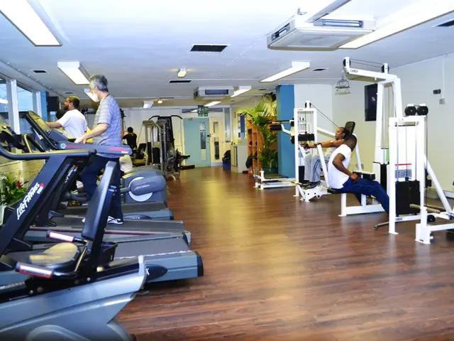 Allenamento di Kickboxing ad Alta Intensit├á a Casa