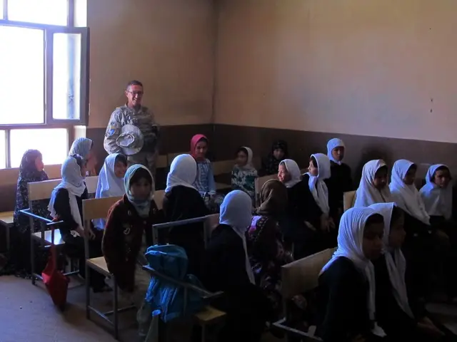 Le scuole sono chiuse oggi, 5 settembre 2025, per tre motivi: celebrazione di Milad-ul-Nabi, piogge...