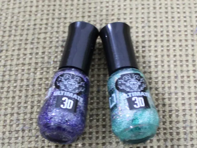 Rimozione ruggine e macchie d'erba dai vestiti: Guida passo-passo