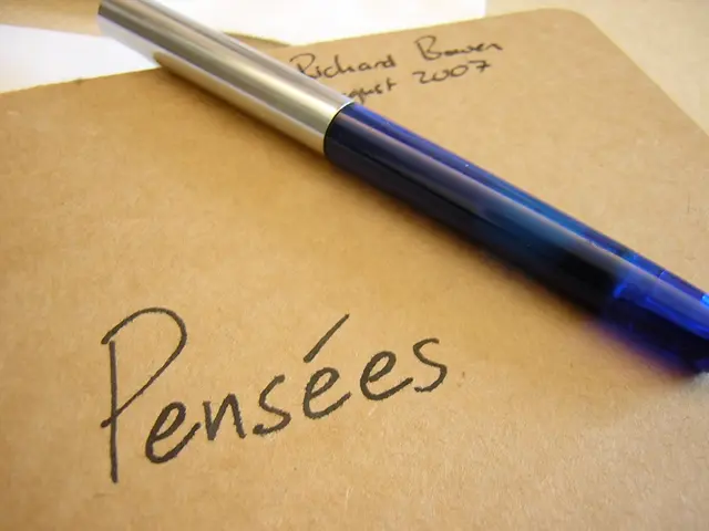 Creazione di Flashbacks Effettivi nella Scrittura dei Copioni: una Guida Passo per Passo per...