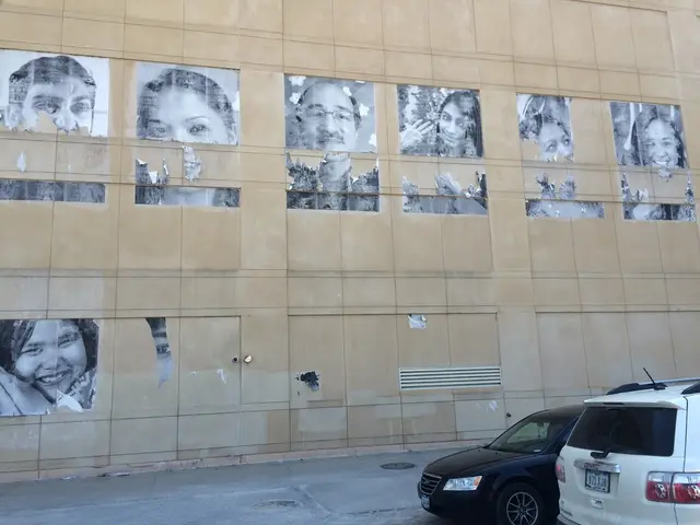 Sviluppatori pronti a costruire appartamenti nonostante le proteste dei residenti