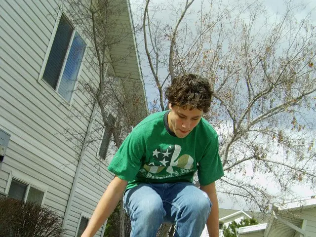 Usare fertilizzante acido umico per nutrire le piante indoor