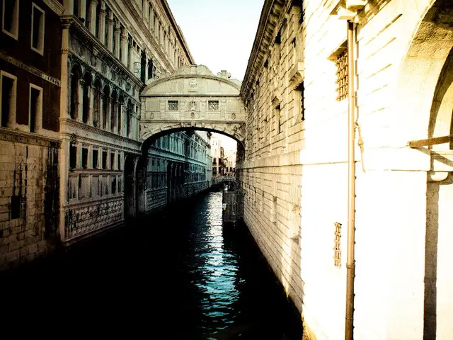 La corte conferma la neutralità dell'acqua nella sentenza pionieristica