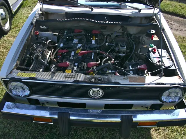 Navigare il "F-Course" estremo in un Land Cruiser: Costruendo Percorsi per migliorare i veicoli...