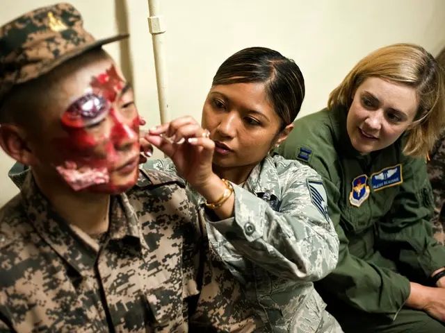 Biden subisce un intervento chirurgico per rimuovere il cancro della pelle sulla fronte.