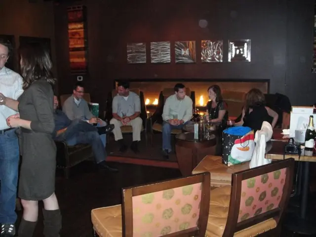 La vostra esistenza può migliorare se vi associate a persone sconosciute