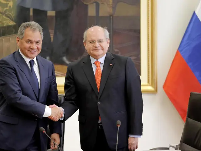 Il capo elogia Tommy Robinson per i suoi sforzi contro i gang di sfruttamento minorile, ma dichiara...