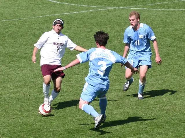 Quadra di Calcio Lottavole Mostra Miglioramenti Despite Inizio In støtte alla Stagione, Secondo...