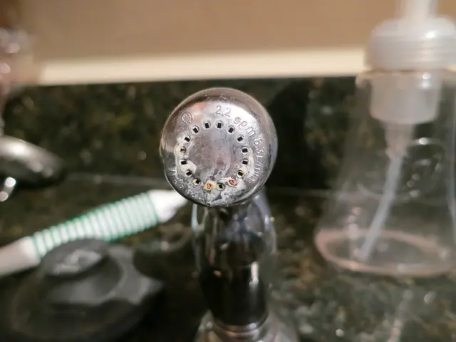 Determinare la giusta dimensione del bavaglio per il capezzolo della pompa per il seno