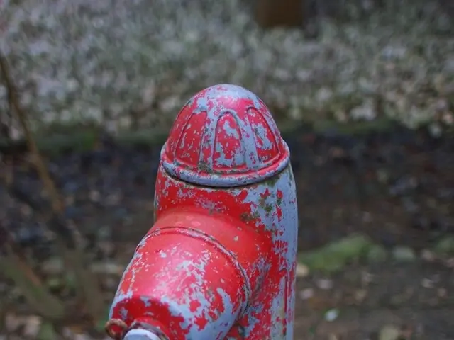 Mercato dei fluidi idraulici previsto per raggiungere USD 15 miliardi entro il 2033, con un tasso...