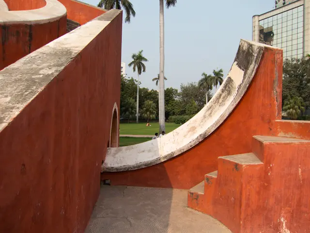 Calore insolito fa scattare allerta meteo intrinsicca a Mosca per una durata di tre giorni,...