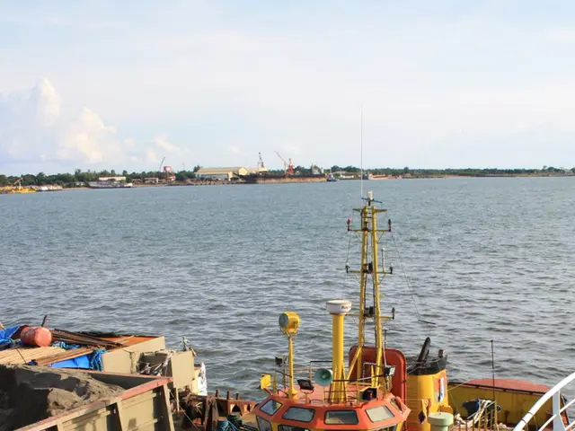 Svelare il simbolismo segreto: capire il significato crypto dell'acqua limpida