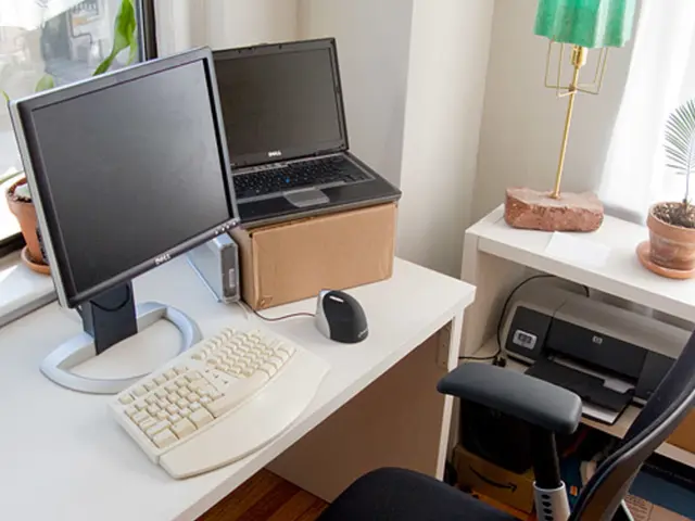 Kit per generatore solare Jackery 4000 su Amazon con uno sconto di $2000