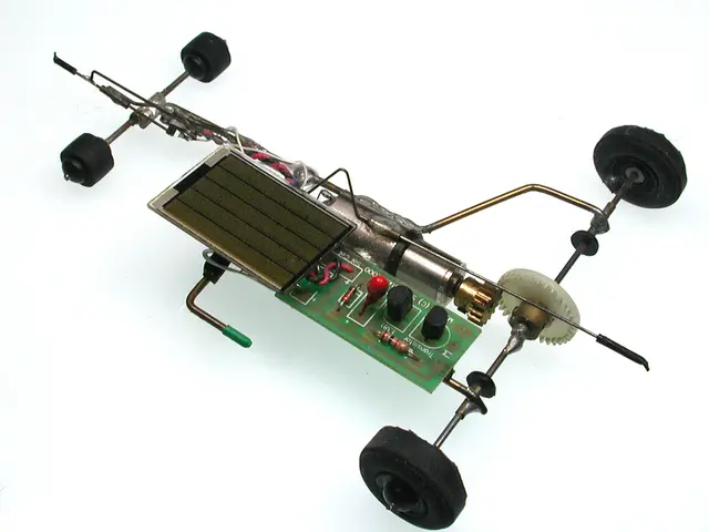 Più di 239.000 veicoli Tesla richiamati per un guasto nei display della telecamera posteriore