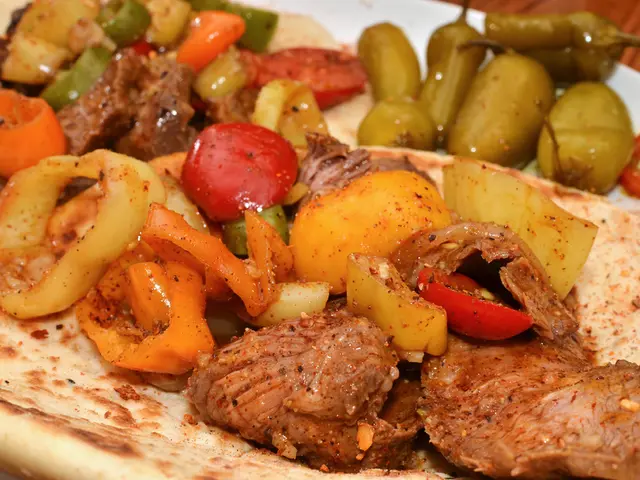 Ingredienti essenziali della dieta mediterranea da mantenere nella tua dispensa