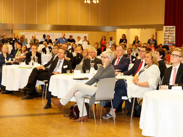 Migliorare le Abilit√† di Ascolto attraverso l'Imitazione della Linguistica Nativa